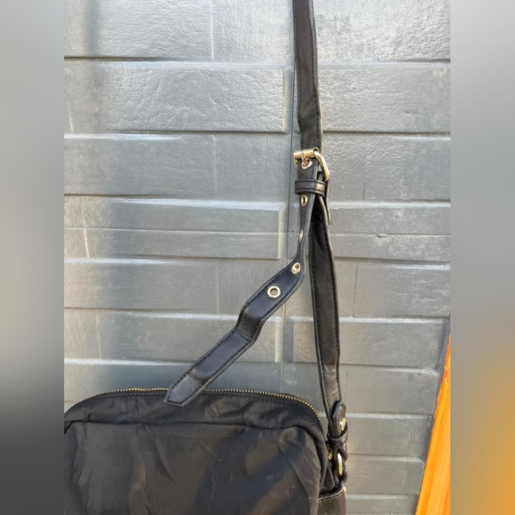 Jasper Conran London Black Crossbody Bag - Picture 8 of 8